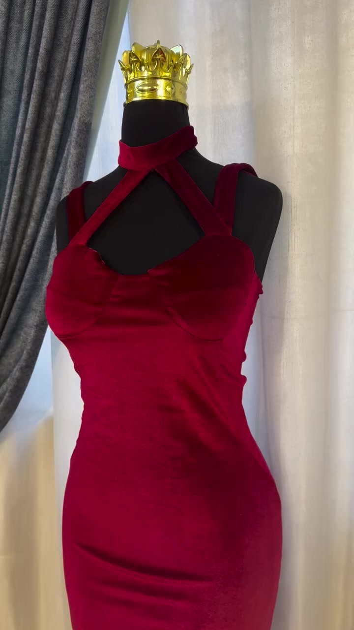 مجموعة فساتين للبيع جديدات


**إذا كنت صاحب هذا الإعلان وتريد حذفه لأي سبب، رجاءا أرسل رسالة إلى الدعم الفني**