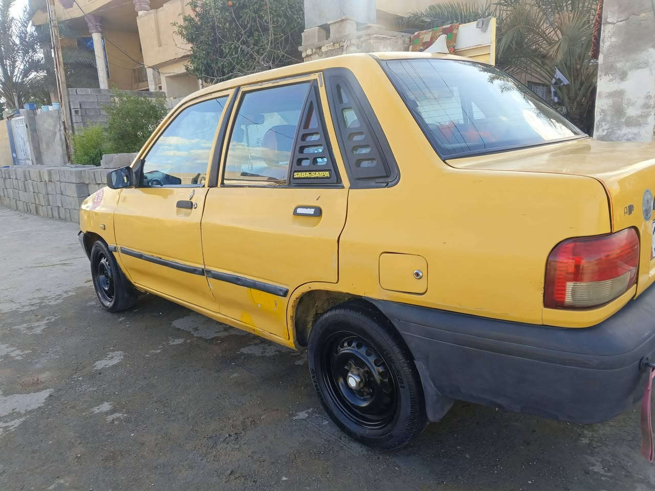 سايبا 2011 للبيع او مراوس 
رقم بغداد انكليزي 
مصفره هيئه وغرامات 
بيها نواقص بسيطه 
كشر كدامكم 
سعر 19 وبيها مجال بسيط 
***********
مكاني بعقوبة تقاطع الساده
