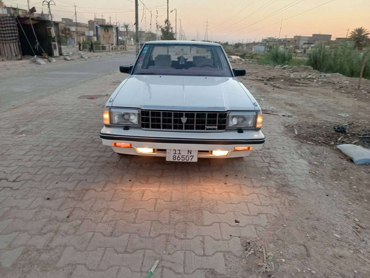 سلام عليكم سوبر 1985 كير مكينه بلاد مكفولات تبريد ثلج تخم تاير بلاديه مابيه صبغ صدر جديد غرفته جديد بسمي سنويه جديده رقم جديد 31سياره جديده أحله من صور سعر 72وبيه مجال بسيط مكان سياره بغداد نهروان رقم ***********
