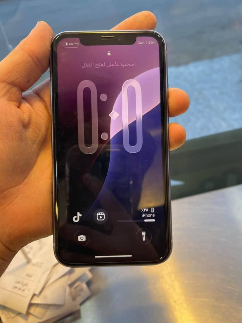 ايفون ١١ عادي
للبيع فقط
شرط ممفتوح ولا يعبر هوه
بطاريه ٨٢ اصليه شرط
ذاكره ١٢٨
دبل سيم
لون بنفسجي
رقم تلفون ***********
