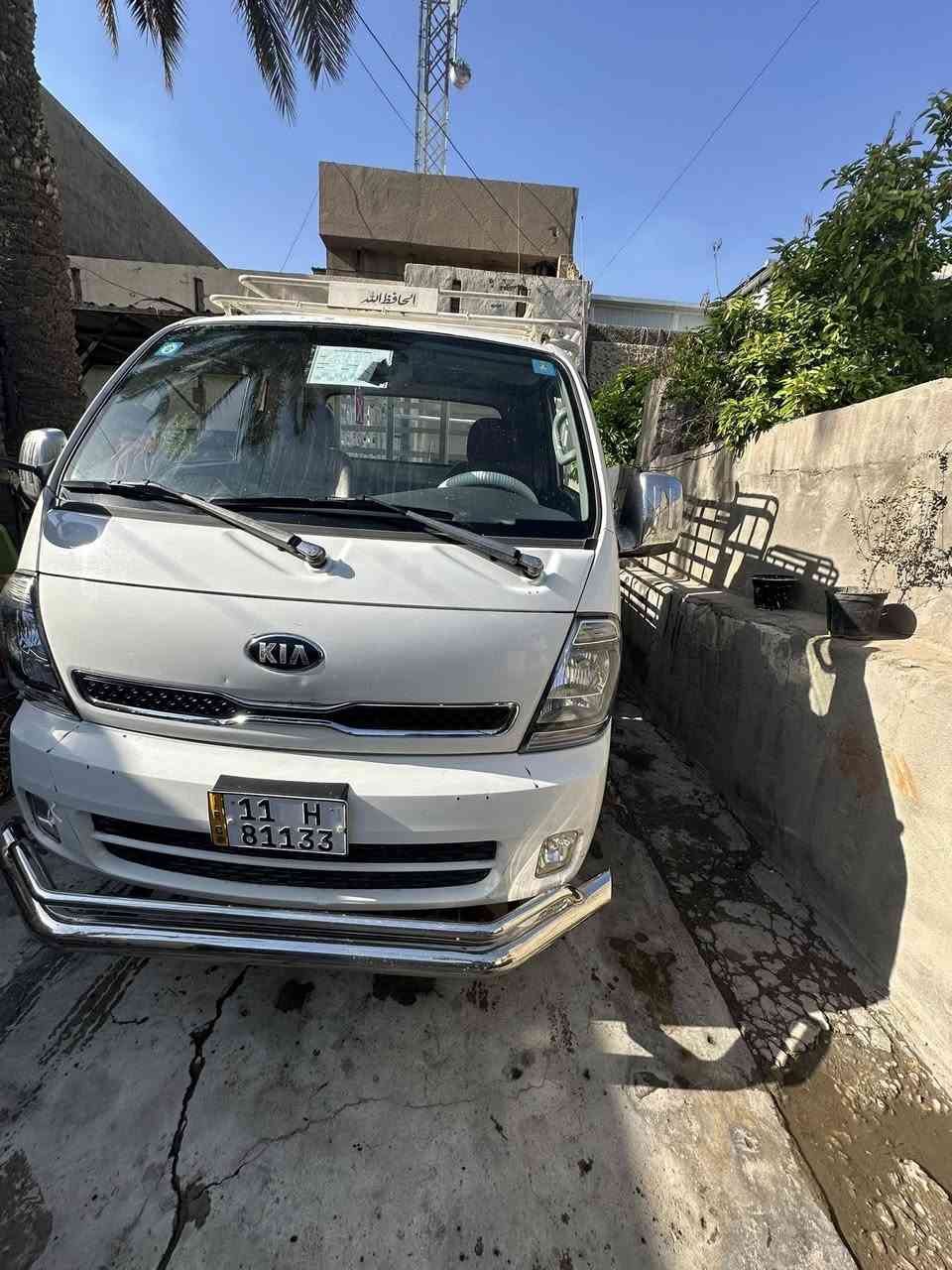 سلام عليكم للبيع كيا حمل فحل موديل 2020 شكل الجديد ماشية 113 رقم بغداد جديد تحويل مباشر سونار مع منشور 
السعر 152 وبيها مجال 
لل اتصال *********** 
الموقع بغداد الزعفرانية
