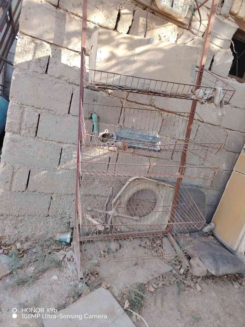 السلام عليكم حبايب عندي غراض للبيع عندي مشبج طول اكو 2قطع 3 في 3.. ووحده طول 4في 3..  وعماريه طول 6في 4.. وصحة 2ونص إرتفاع و طول 3 متر وعارضة اجباس/ ***********/
