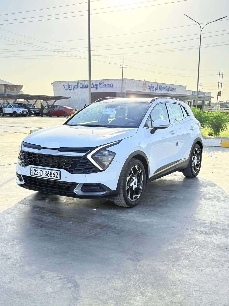 كيا سبورتج 2023 خليجي رقم اربيل
سياره فول الفول 1/1 
ماشية 45 الف كم 
كفاله عامه من الصبغ والتكحيل والبارد والرصعه والتبديل ع وضع الشركة 
بنوراما 
بصمه 
حساسات امامي وخلفي 
رادارات جوانب 
كشنات كهرباء 
صندوك كهرباء 
كشنات تدفئه 
ستيرن هيتر 
قطعتين تبريد 
مري شفط 
تشغيل عن بعد 
وبعد بيها هواي موصفات 
فول 1/1 
السياره جديدة بوضع الشركة 💯 
السعر 225$  وبيها مجال بسيط 
العنوان / واسط - الصويرة 
***********
