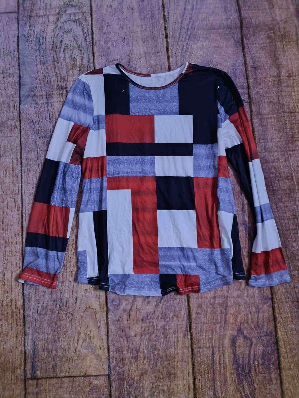 السلام عليكم  ملابس شي ان عنوان المحل ابي غرق السوك مقابل مجمع الحسين الطبي مجاور  ابو الالبان فرع المخبز الاتصال *********** اهلا وسهلا يوجد توصيل
