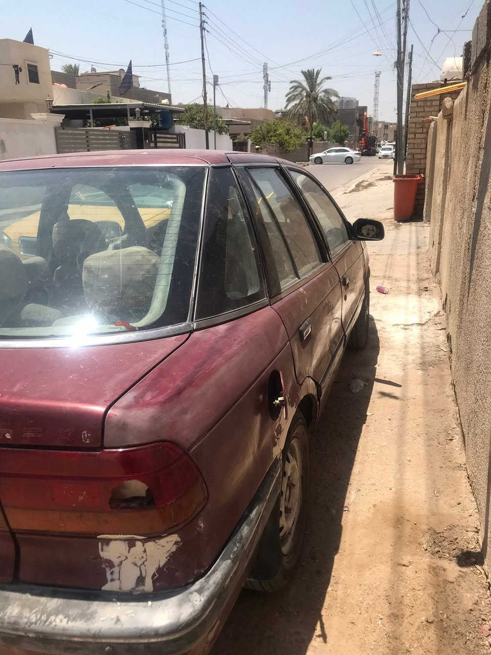السلام عليكم
مستيبوشي لانسر موديل ١٩٩١سياره جاهزه محرك وكير تجفيت جديد وكامل وين ميعجبك كشرها مثل ما موضح بل صور وحداديه السياره تعبانه 
راعيها موجوده تريد وكاله تريد تحويل 
مكاني بغداد حي جهاد *********** السعر ثلاث ملايين وربع وبيها مجال
