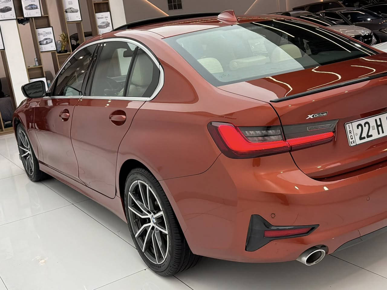 السلام عليكم
BMW 330i 2022
رادارات 360درجة 🌟
حساسات امامية خلفية ☄️
كامرا خلفية 
داخل جلد بيج بلادي 
تدفئة كراسي 
كراسي كهرب 
لايتات امامية متحركة 
لايتات زينون. بلادي 
كراسي ميموري 
السيارة ماشية 47mill 
وبيها مواصفات بعد خير من الله 
السيارة صفر مسج بدون اي نقص 
اربع قطع بخ امريكا فقط بدون دعم 
بدون ايرباك بدون دواخل 
مكان السيارة اربيل 
☎️***********☎️
السعر 238 ورقة وبيها مجال بسيط 
صور الحادث بالمنشور 
ملاحظة السيارة بامريكا ماشية 43mill
يعني بالعراق ماشية 3 الاف فقط
