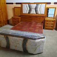 غرفة نوم عراقي • خشب ثقيل • ما مستعملة