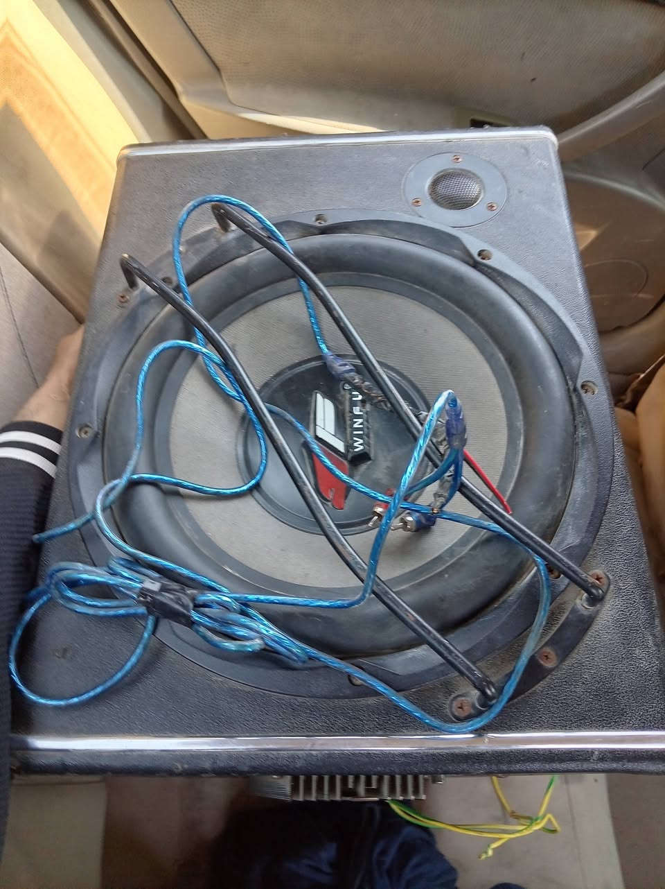 السلام عليكم دمام قوي لبيع سعره ٣٥          رقم *********** بي وساب
