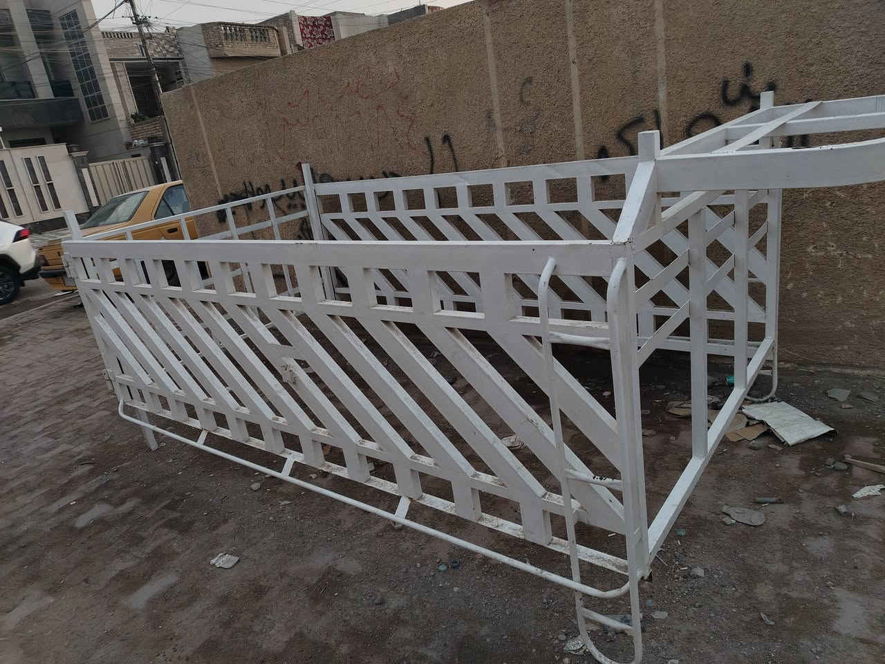 للبيع محجر مال فحل تفصال نضيف جدا العنوان بغداد الشعب رقم الهاتف ***********
