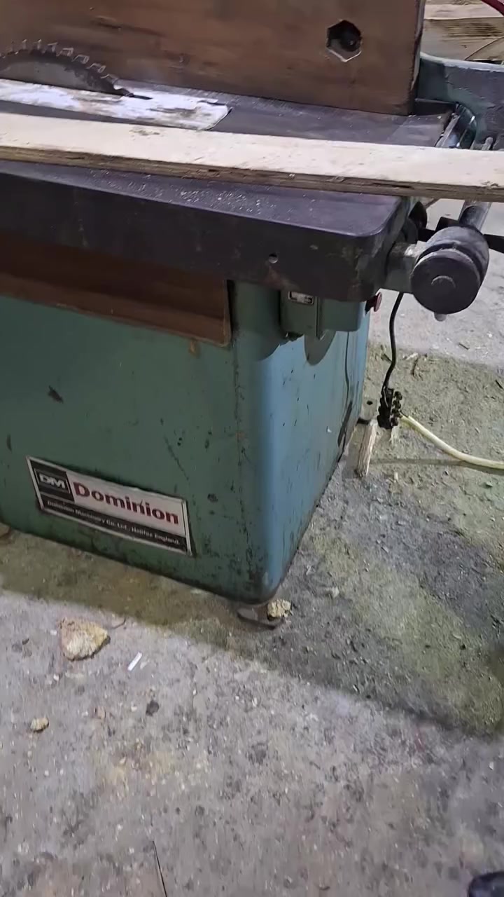 منشار انكليزي بلادي  العنوان ميسان المجر الكبير *********** السعر مليون ونص
