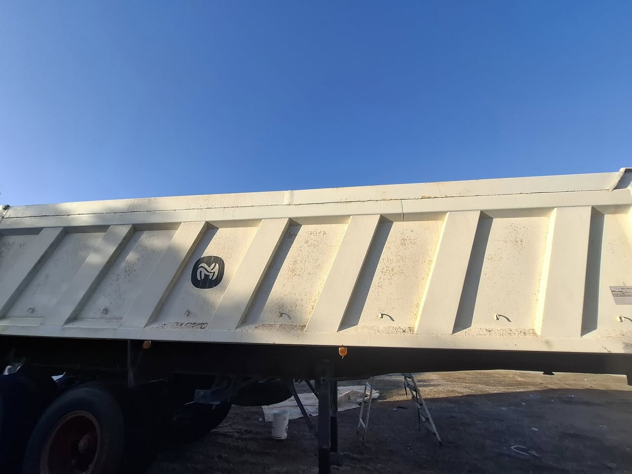 السلام عليكم عربانه علم 2019 تخم تاير السعر 270 عنوان البصره ***********
