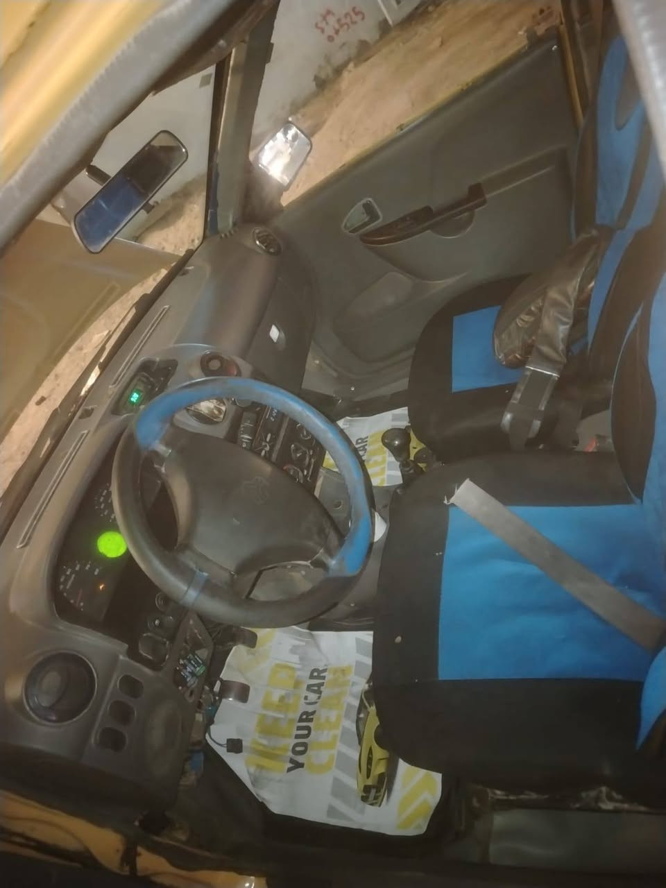 سلام عليكم موديل ٢٠١٥سيارة حلوه ٢٩ بيها مجال تحويل مباشر مكنهه بغداد الامين ***********
