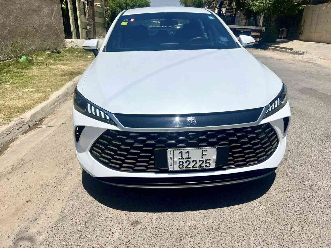 بي واي دي كن بلاس موديل٢٠٢٥
سيارة زيرو ماشية2000
مواصفات السيارة داخل زيتوني جلد وبصمه وشاشة كبيرة 
قطعتين تبريد تحكم جهتين حساسات وكاميرا سيارة عدتها كاملة ماماعوب بيها بصمة وكارت للاستسفسار الاتصال(***********)
