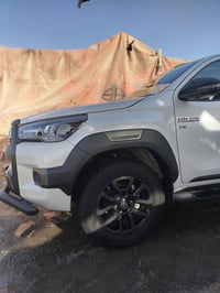 تويوتا هايلوكس للبيع موديل 24 شيفنجر كويتيه ماشيه 39 كفاله عامه رقم ال...