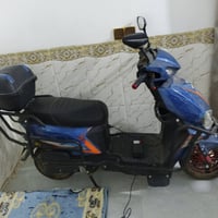 دراجة شحن • ٦ بطاريات • مكان الرمادي شارع 17