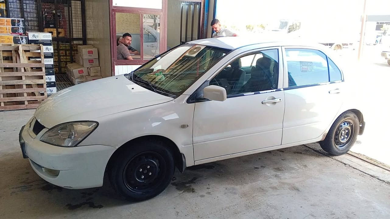 لانسر ٢٠١٠ للبيع مكينة ٢٠٠٠ بيها ضربة بالجنطة والبدنه الاماميه ما واصل للغود والجاملغ تبريد وكهربائيات كلها شغاله تخم تاير جديد رقم كربلاء مشروع وطني مكاني بغداد السعر ٦٨ وبيها مجال ***********

