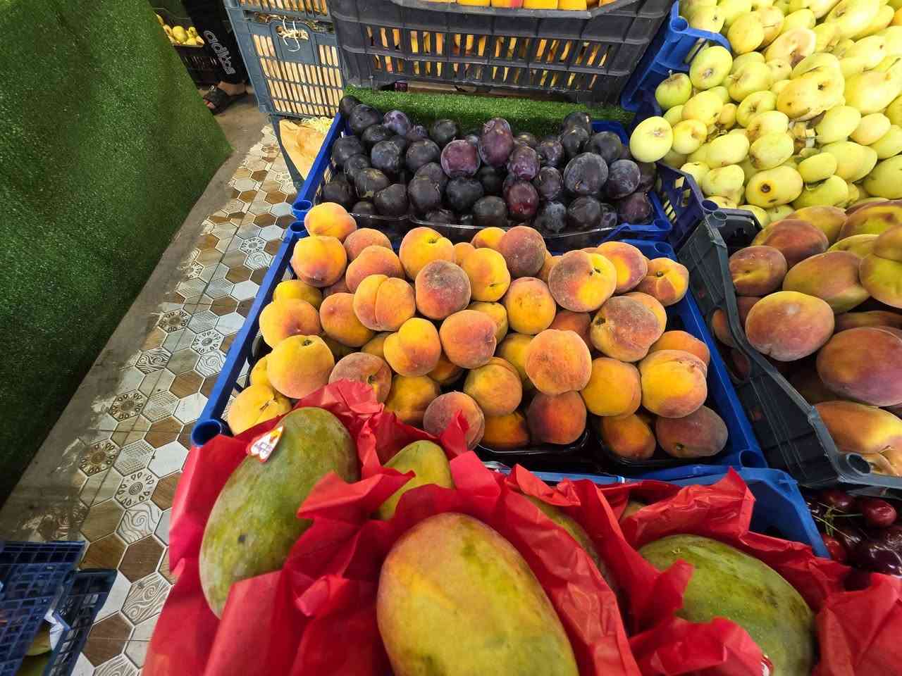 🌿🍎 كل ما تحتاجونه متوفر لدى بيت الفواكه 🍇🥭
أجود أنواع الفواكه والخضروات الطازجة، بأسعار مناسبة وجودة عالية.
🚚 خدمة التوصيل متوفرة 📞 ***********
بيت الفواكه... الجودة التي تستحقونها، والخدمة التي ترضيكم.
