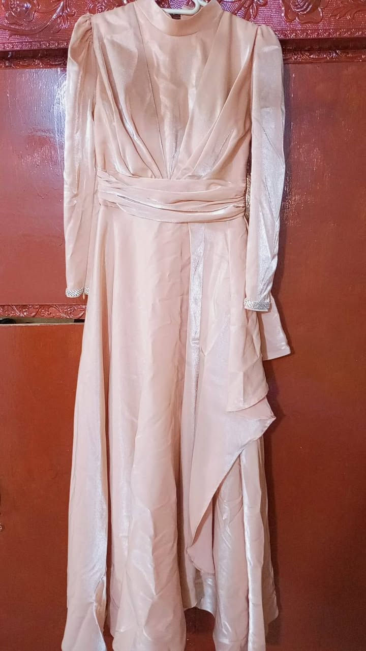 فستان ابد مملبوس جان مضموم اخذته ب150 من المنصور ب75 ابيعه يلبس 38


**إذا كنت صاحب هذا الإعلان وتريد حذفه لأي سبب، رجاءا أرسل رسالة إلى الدعم الفني**