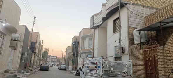 بيت طابو المسحه 100 طابقين حي اور الثانيه
الطابق الاول غرفه وستقبال ومطبخ اوصاله ومجمع صحيات
والطابق الثاني قيد النشاء
غرفتين وصاله ومجمع صحيات
السعره 170/اوبي مجال

***********
