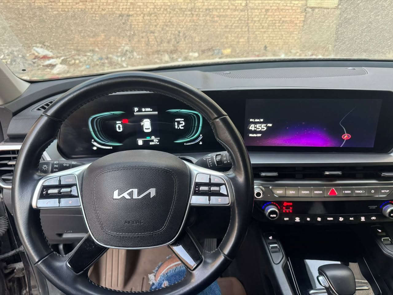 كيا تيلورايد 2024 حادث بنيد وجاملغ ومبدل اصلي نفس لون فقط بنيد ضربته كلير وجوانب صبغ بسبب خدوش فئه S مواصفات معروفه رقم مميز 84455 سعر 278$
رقم هـ*********** موقعي بغداد بلديات
