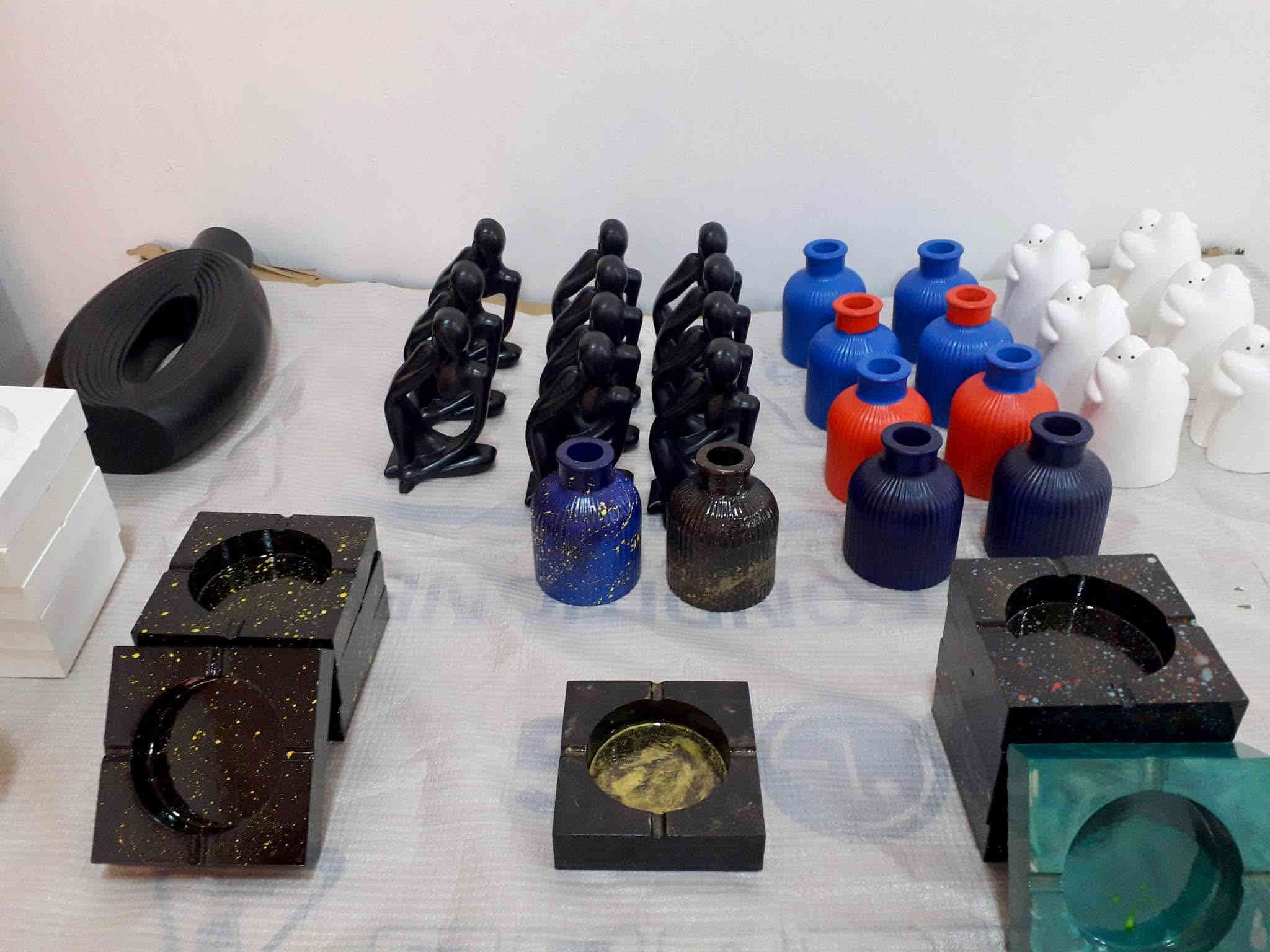 ب 39 الف تحفيات مشكل تصفية 51 قطعة تجيك 
توصيلك مجاني 

 ( اخر صندوق باقي )

.
صندوق تحفيات مشكل القطع كلش حلوى
وبيها ربح قوي تفيد لاهل المحلات والسناتر والمشاريع

اكو قطع تنباع بل مفرد على الف والفين 
واكو ثنين فازة حجم كبير تنباع على 6 الاف الوحدة  

الربح مالتك كتاجر كلش قوي بين 20 الف وفوك حسبة سعرك 

.
.
للطب والاستفسار راسل الصفحة او الرقم التالي : *********** متوفر واتساب موصل
