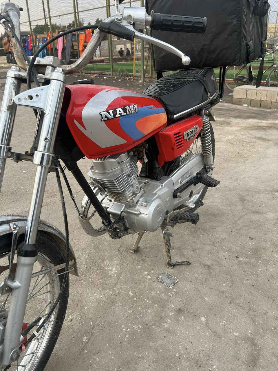 إيراني اصولي بسمي مراوس ب فله مراوس وليس البيع ***********
