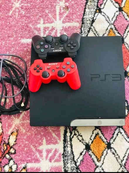 بلي 3 مهكر اخو الجديد
يدة عدد(2) معة ملحقاتة كاملة وياه 8 اللعاب قوية 🔥
السعر 120 مكاني بغداد الشعلة
***********
