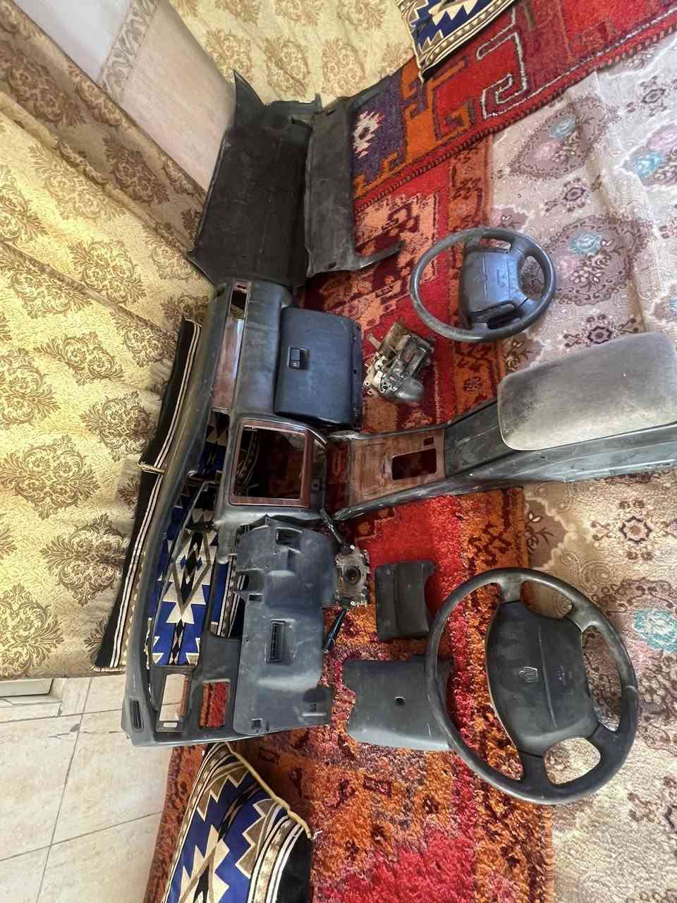 سلام عليكم غراض راس اثور كدام عينك دشبو ل كامل باقي تفاصيل خادمكم***********
