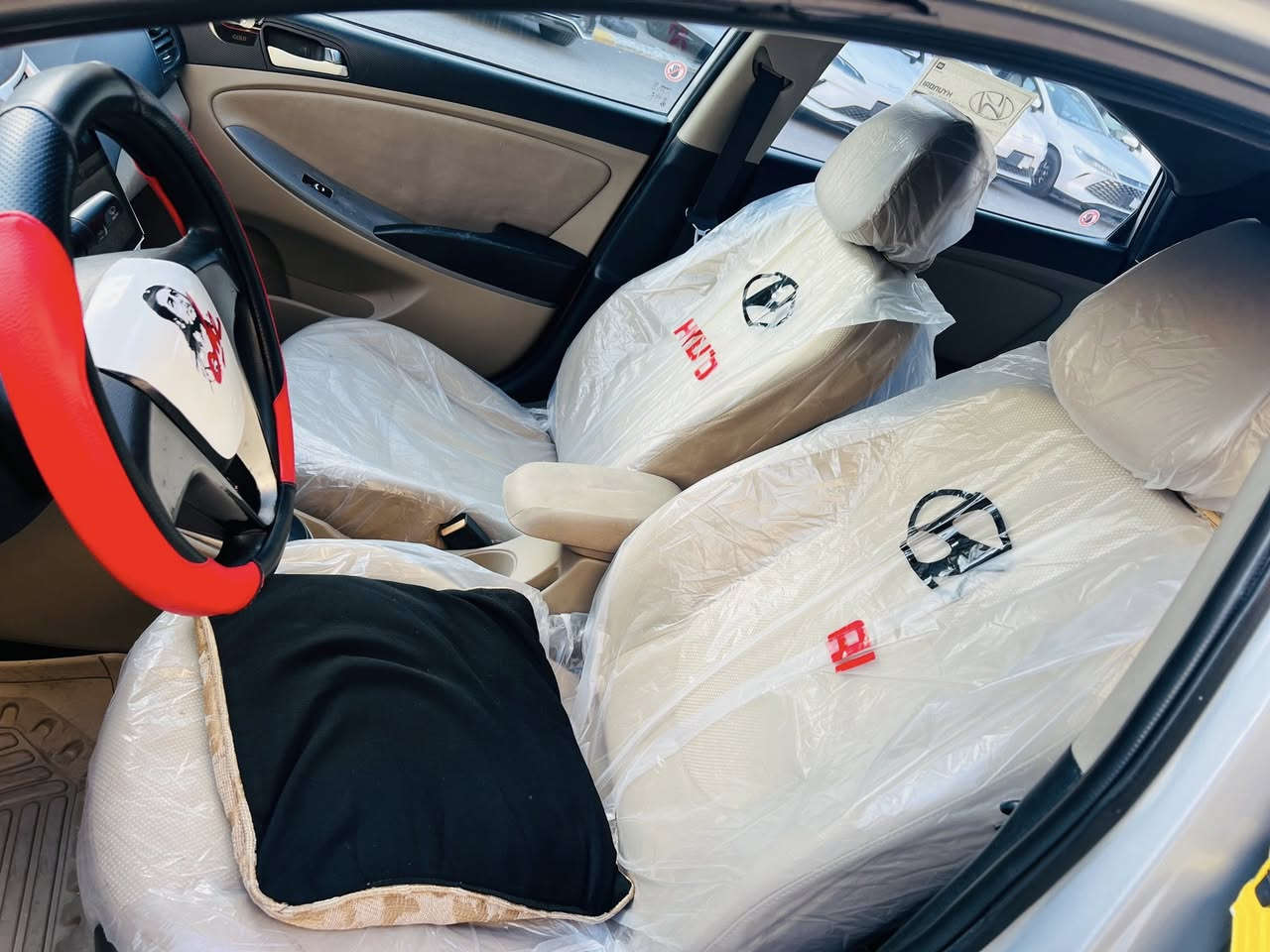 للبيع سيارة اكسنت مضلع 2016
محرك 1600 أمريكي
كير اي تي 

 • شاشة
 • طقم تايرات جديد
 • الماكينة شرط
 • لا صرف ولا نفخ
 • السيارة نظيفة وجاهزة 
الضرر زوايه جملغ خلفي وشويه بالحوض

السعر: [90]

للاستفسار: 
***********

‭٠٧٥١ ٧٨١ ٠٤٨٠‬
