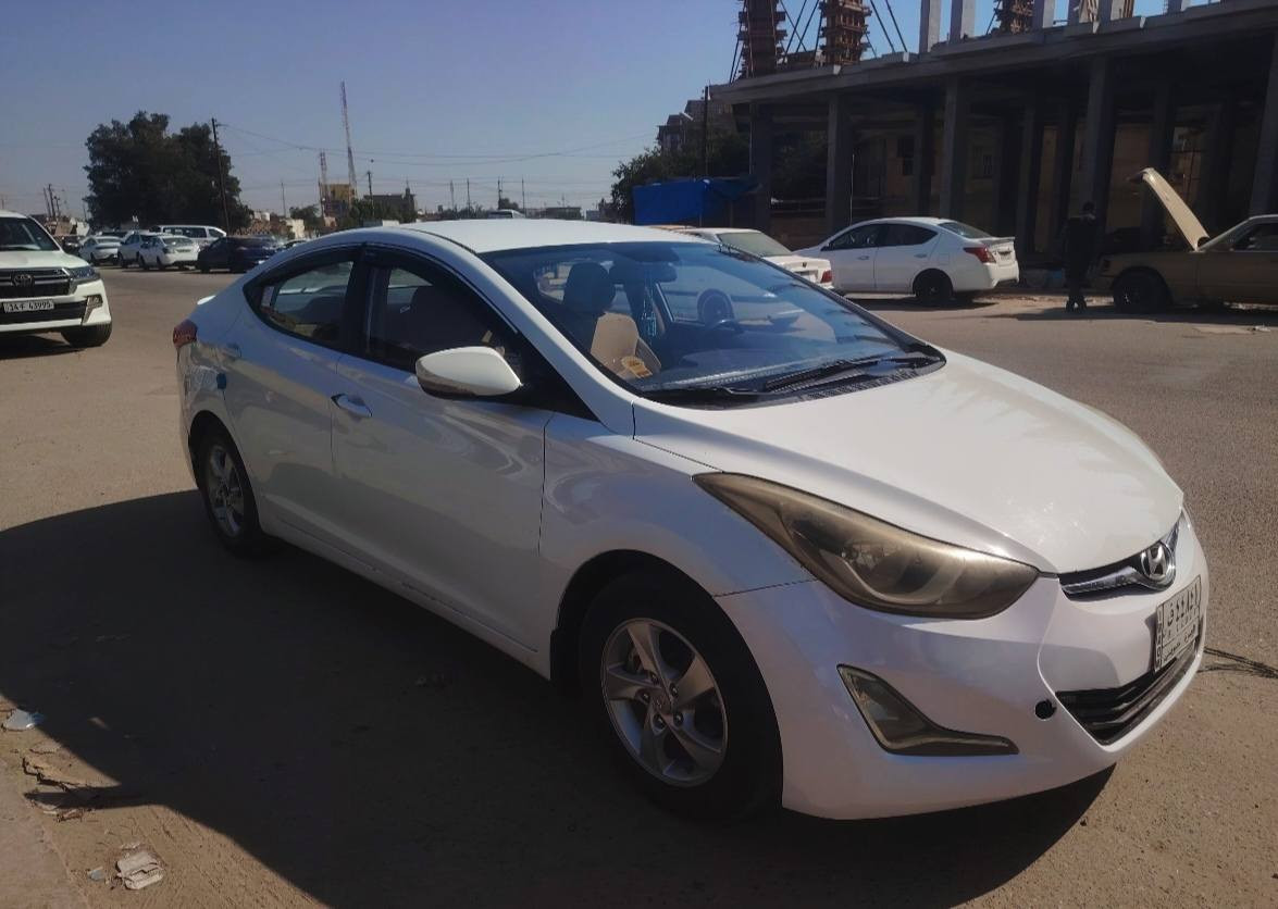 سلام عليكم النترا مديل 12خليجي فول رقم بصره تحويل مباشر  محرك دوش 1800 محرك كير كفاله بيه رشات صبغ جهة باب السايق والباقي كفاله سعر 95وبيه مجال مكاني بصره الدير ***********
