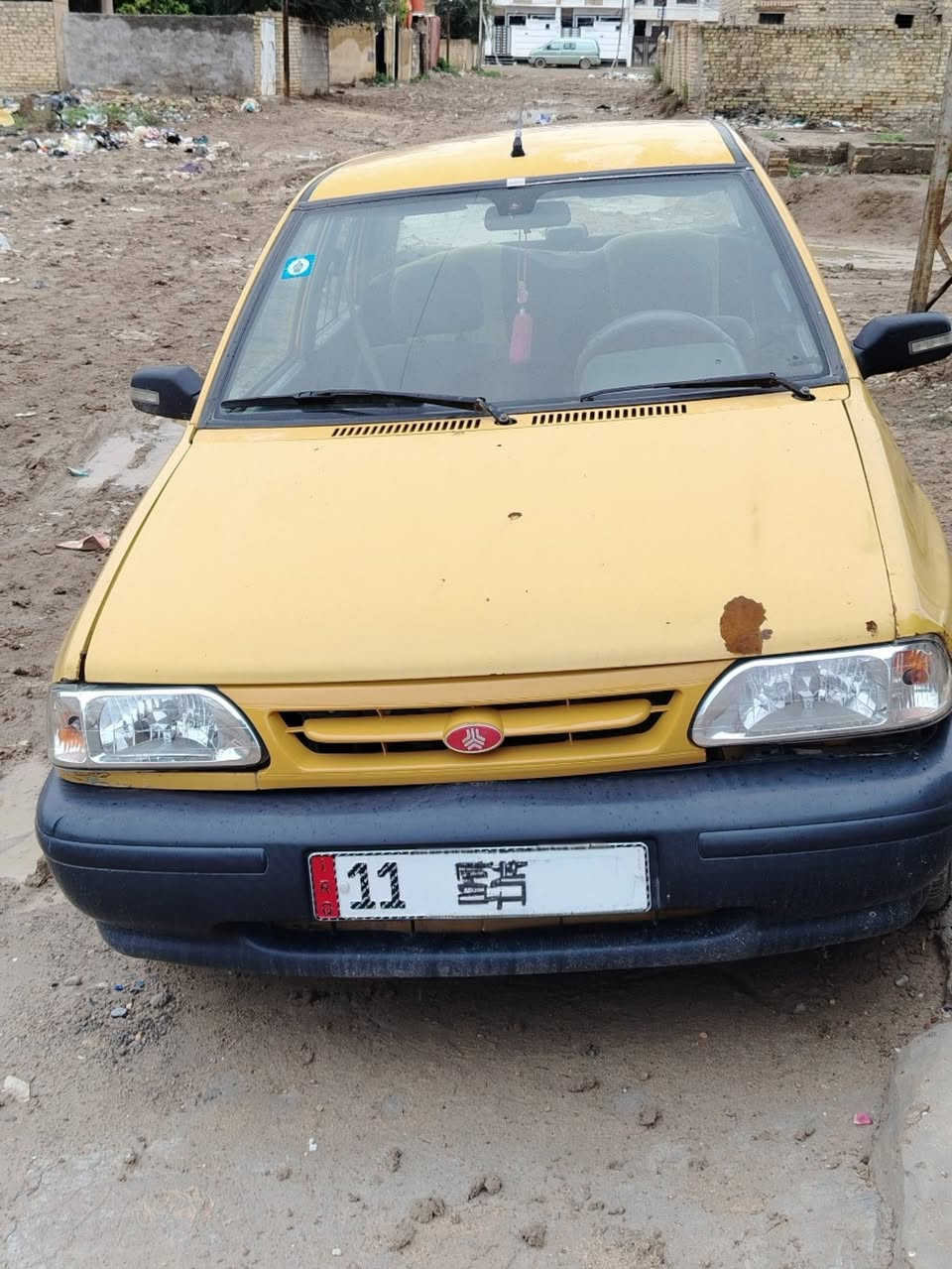 السلام عليكم عندي سايبه للبيع موديل 2011 سعرها 18 ورقه 
*********** مكاني بغداد
