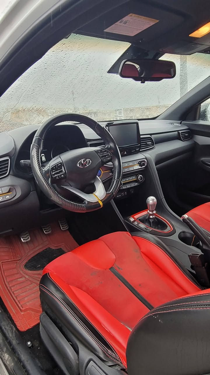 سلام عليكم
فولستر مديل 2020
مكينه 2000 تيربو 
كير مكينه حداديه مكفوله 
تخم تاير ويل رياضي تو سايز
السياره فول مواصفات 
بصمه 
رادارات 
صوت ترحيب 
نضامين سياقه نورمال وسبورت رياضي 
تحكم ستيرن ومثبت سرعه 
السياره فول 
تحديد مسار 
حادثه فقط باب السايق صبغ !!!!
واتساب او اتصال ***********
