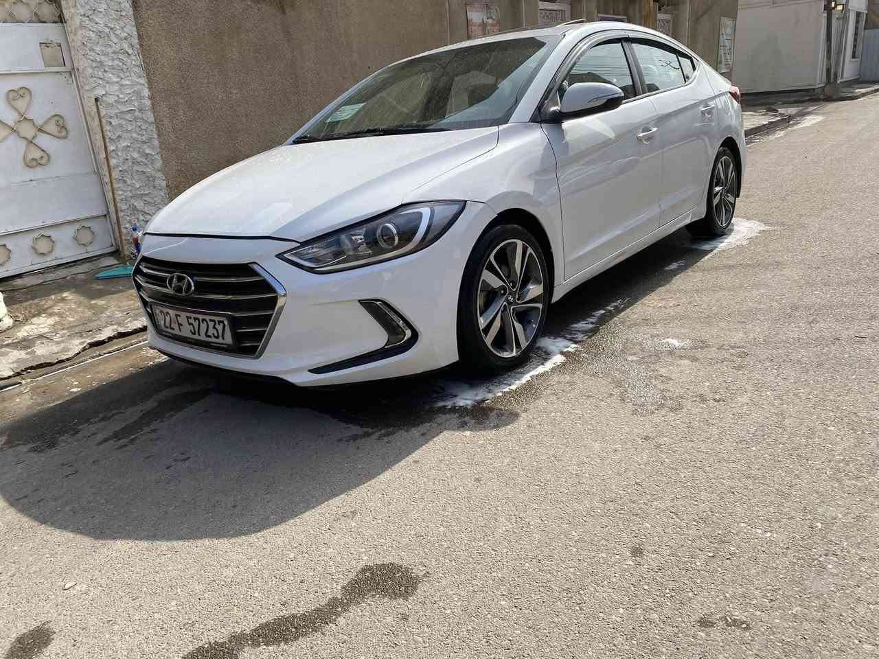 السلام عليكم النترا موديل 2018 وارد كندي حادث بنيد ونص جاملغ لون ابيض فول مواصفات مكينه 2000 ممفتوحه / بصمه ابواب/ سلايت روف فتحه / بصمه تشغيل/ شاشه بلاديه /تحكمات استيرن /كشنات تدفئه / اشاير بل مري / ويل كب/ كشنات مخمل /  ماشيه 72 ميل / وبيها بعد هواي مواصفات ممذكوره رقم اربيل تحويل مباشر /السعر 125 وبيها مجال بسيط صور السونار مرفقه /مكاني بغداد ***********
