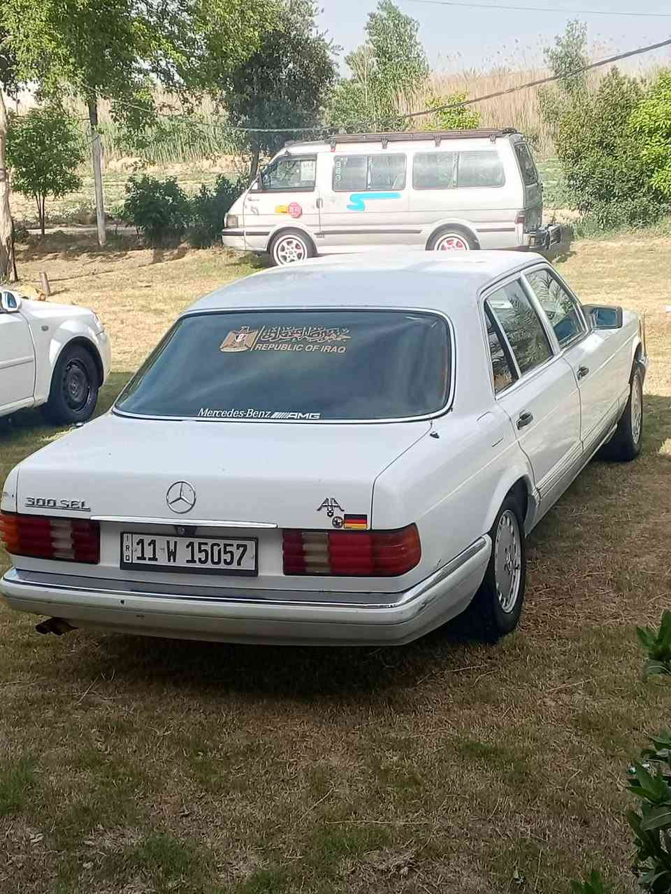 السلام عليكم مارسدس رئاسي محرك بلادي عنكبوت  باب طويلا موديل88 سياره بيها صبق جاملقات الوره والقماره فقط والباقي بلادي بلادي صدر 60 بل 100التنته عاطلا او بيها بخار بس متنقص دهن بس دخان بل صالنصه قليل تخم تأير شادلها جدد كهربائيات كلها شغاله عارضها 53 وبيها مجال مكاني بغداد المدائن ***********بي واتساب
