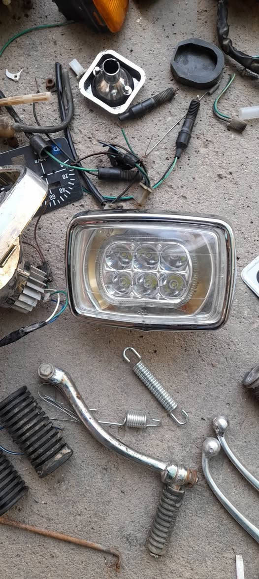 السلام عليكم
غراض دراجة تايكر للبيع الدشبول كلهن شغالات تانكي او صفاحيات جاملغ جوزه شغاله الاشاير شغاله البداله جديده مامستخدمه الهورن شغال كل حاجه او سعرها مكاني بالحله


**إذا كنت صاحب هذا الإعلان وتريد حذفه لأي سبب، رجاءا أرسل رسالة إلى الدعم الفني**