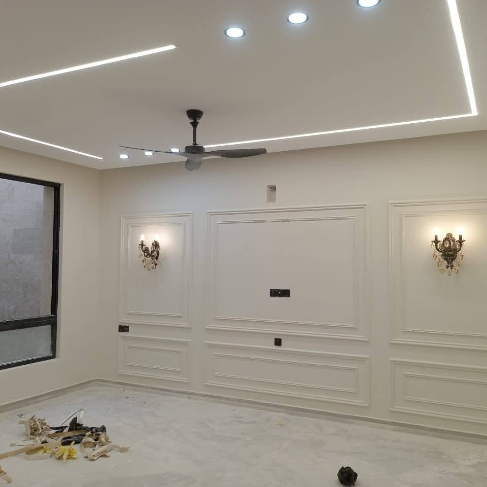 ✨ حوّل بيتك إلى لوحة فنية بأحدث الألوان والديكورات ✨
🎨  للأصباغ والديكورات خبرة وإتقان في تنفيذ جميع أعمال الصبغ الداخلي والخارجي والديكورات الحديثة.
✔️ ألوان أصلية وثابتة ✔️ تشطيب نظيف ومرتب ✔️ أسعار تنافسية تناسب الجميع ✔️ التزام كامل بالوقت والجودة
رقم الهاتف واتساب/***********
