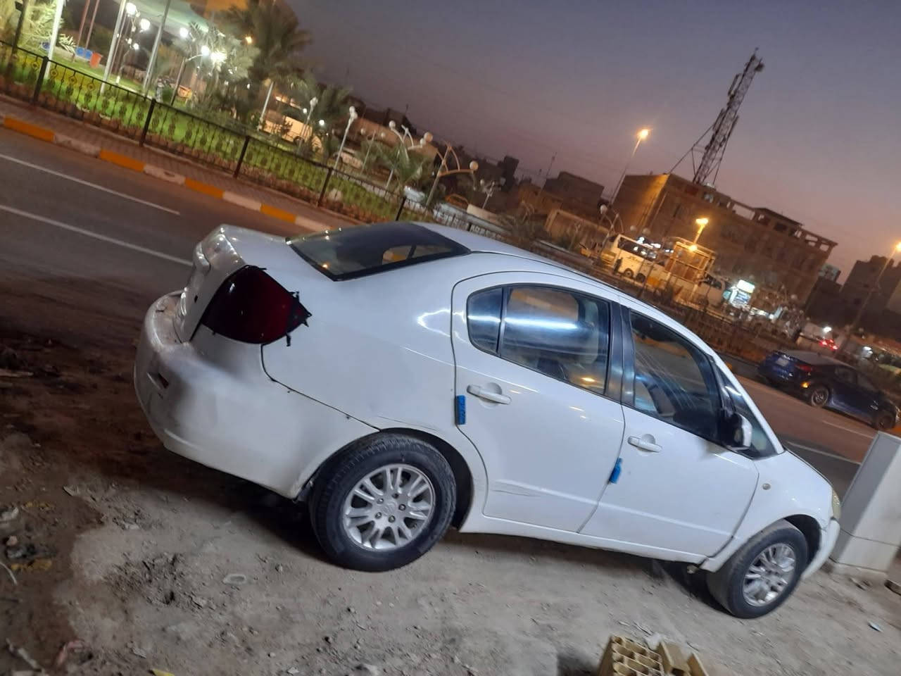 سعرها مال بيع 21 كير اتوميتك مكفولات 
سلام عليكم سياره بديه شوف العين سازوكي ياباني مديل 2010 محور كوريلا اتوماتيك كير محرك مكفولات بورها عاطل نقص تبريد بيه شكم شغله سياره تمشي بيه 

سنويه نافذه 2020 مكانيه نجف كوفه ***********
