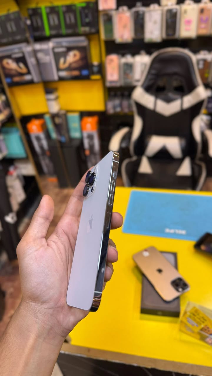 📱 مركز هدى فون 📱
متوفر للبيع | iPhone 13 Pro Max

▫️ السعة: 256GB
▫️ اللون: ابيض
▫️ نسبة البطارية: 84%
▫️ الجهاز مكفول من كل شيء
▫️ ضمان فحص كامل قبل الشراء

💰 السعر نقداً: 775,000 دينار

💳 التقسيط: 109,000 دينار شهرياً
لمدة 10 أشهر

📍 العنوان:
الرمادي - التاميم - شارع أم عمار

📞 للاستفسار:
***********

📍 مركز هدى فون 💛
نوفر لكم أجهزة مضمونة مع إمكانية الفحص والمعاينة قبل الشراء، ونسعد بخدمتكم دائماً
