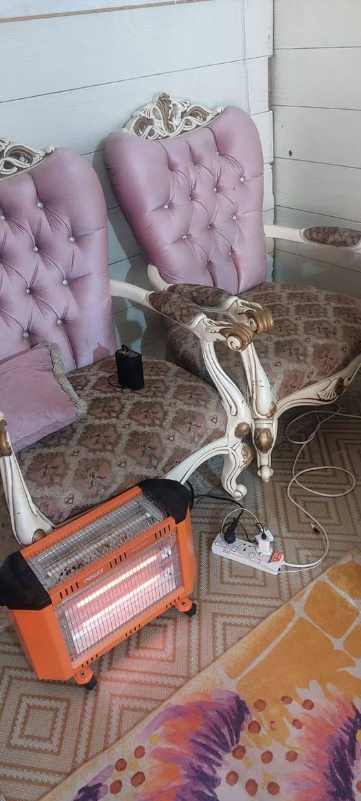 قنفات ٦ مع ميوزه ٢ كلش نضاف وسعر مناسب ٣٠٠ بي مجال مكانهم الاصمعي


**إذا كنت صاحب هذا الإعلان وتريد حذفه لأي سبب، رجاءا أرسل رسالة إلى الدعم الفني**