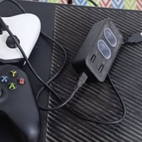 ابلي اكس بوكس وان هوه ملحقاته العسر 130 اشراي يجي ع هاذ الرقم078803753...