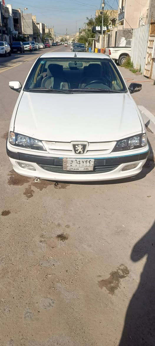 سلام عليكم بيجو بارص موديل 2022 سياره كير ومكينه خير من الله صدر أمامي جديد صدر الخلفي نص عمر بيها بارد باب السايق والجاملغ الامامي عكس السايق مكان السياره بغداد الحرية سعر 63 وبيها مجال للاستفسار الاتصال ***********
