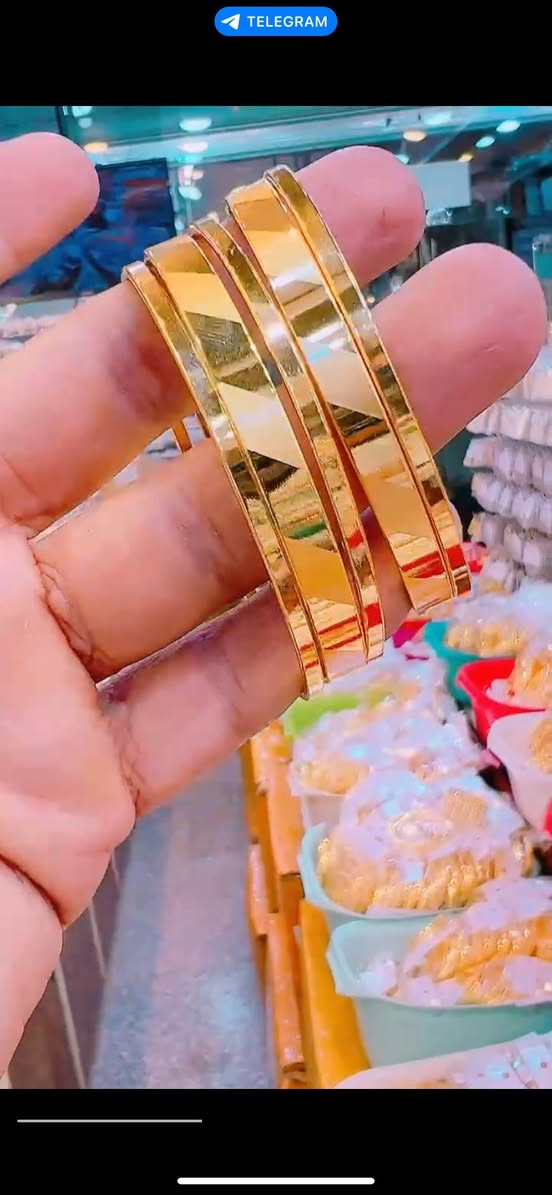 ذهب برازيلي 
ضمان سنتين 
طلاء ثابت 
يوجد خدمه توصيل كل العراق 
التواصل على البيج 
٠٧٧٠٩٤٦٧٥٢


**إذا كنت صاحب هذا الإعلان وتريد حذفه لأي سبب، رجاءا أرسل رسالة إلى الدعم الفني**