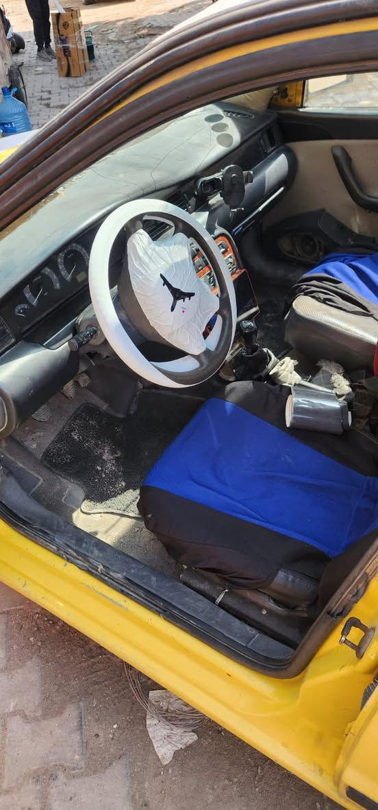 سلام عليكم سمند موديل ٢٠١٠سياره حلوه لون ليموني مصفره غرمات فقط عليها هيىه ١٥٥مال سنتين مكينه حلوه صدره زين فقط بيه صالهصه تبديل سعره ٢٧ورقه وبيه مجال ذا كنت شراي العنوان بغداد كراده قريب ساحت فردوس خوان لحد يدخلي شبيه ما بيه هاي كدامكم صور يعجبك تعال شوفه واني خادم هذا رقمي ***********
