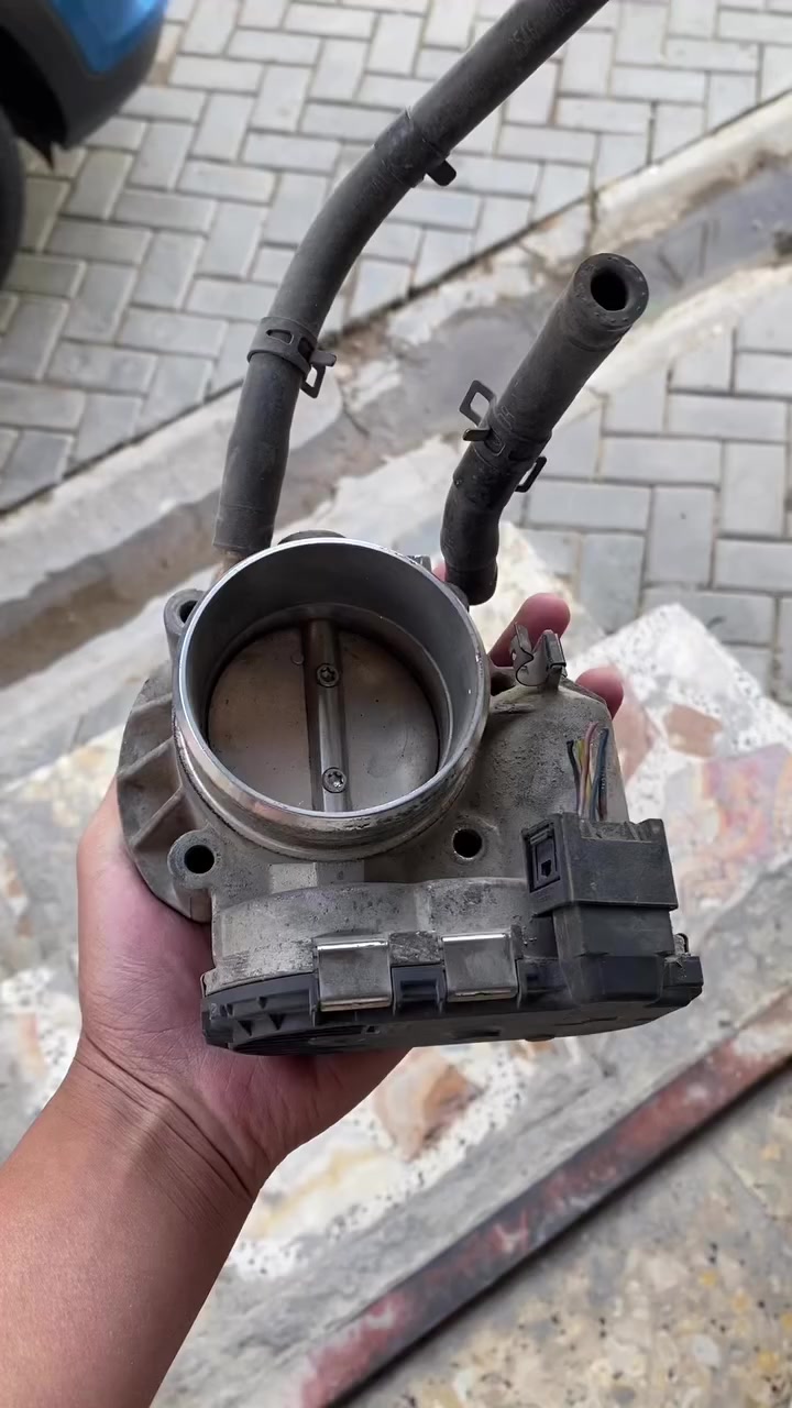 جويتر سبورتج الشكل القديم شغال السعر 65الف وبي مجال مكاني بغداد المدينة ***********
