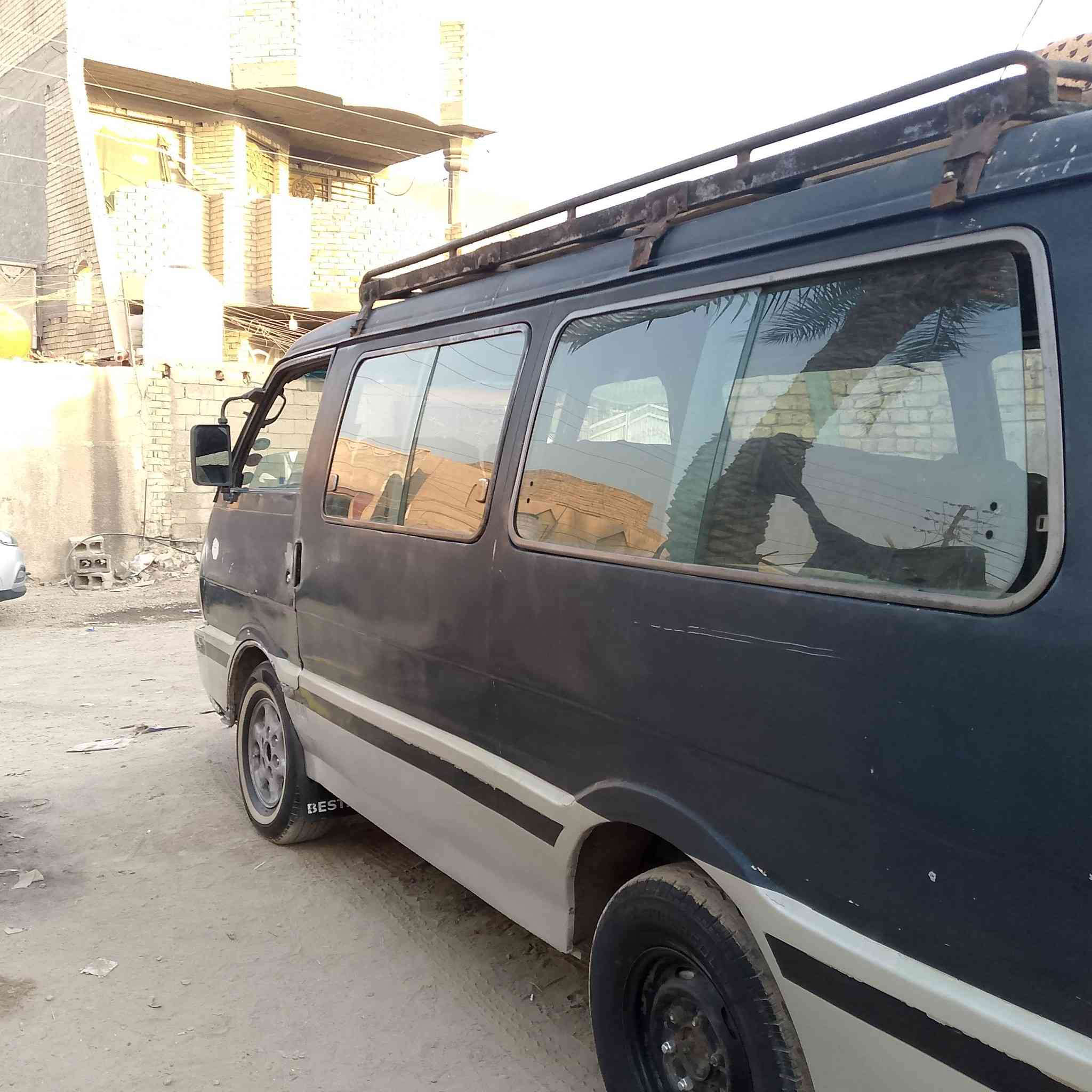 السلام عليكم: كيه بستة البيعع : السعر 40 وبيه مجال قليل : رقم الهاتف : ***********
