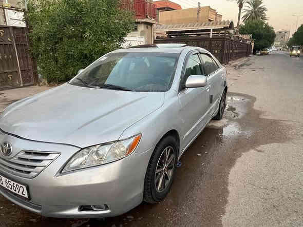 السلام عليكم كامري ٢٠٠٩ أمريكي محرك ٢٤٠٠ كروز سرعه فتحه تخم تاير محرك وكير نظيف السياره بيها جراد مصبوغه حزام قديم حادثها جاملغ امامي ايمن وباب السعر ٨٣ وبيه مجال للإستفسار *********** مكاني بغداد
