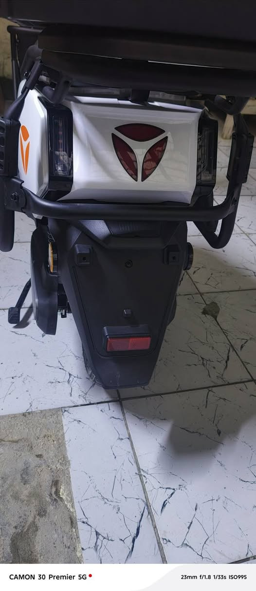 سلام عليكم
دراجه ياديه جديده لوك مواصفات معروفه فقط بيع ماراوس
سعر واحد مليون قفل 
***********
