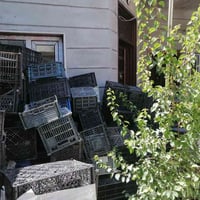 صناديك 5 بالف الكبار والصغار اكثر من هاي الكميه موجود تواصل ع هاذا الر...