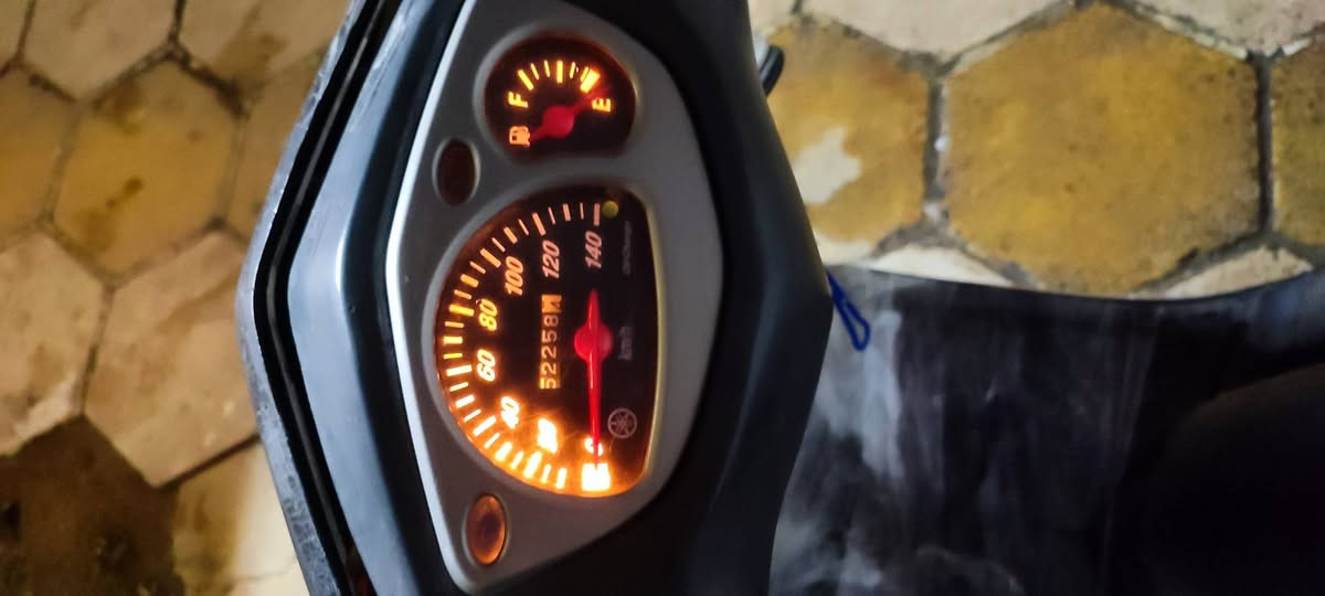 سلام عليكم سكنس نثيه 140 للبيع سعرهة 400 سلف نكرة وهندر كله شغال مكاني بغداد مدينه لصدر واتساب ***********
