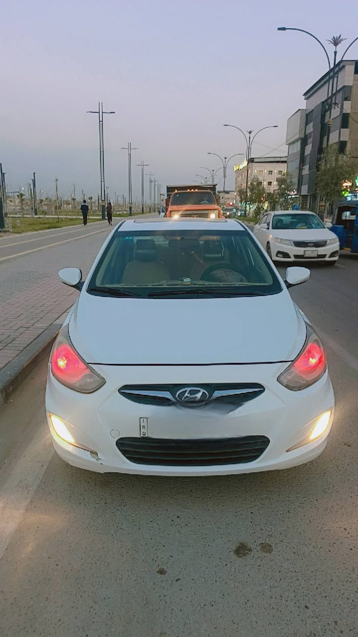 سلام عليكم اكسند مديل 15 نضيفه سياره مال جناي ما متعوبه ماذب ربع عليه سياره كفاله عامه مكان رقم  بصره رقم جديد النكليزي 
مكان سياره البصره  ***********
